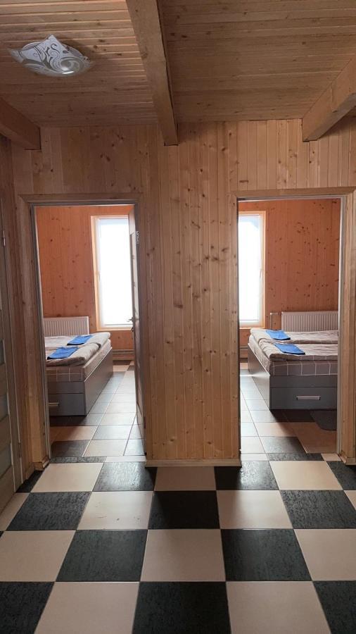 Котеджі Зоряне Небо Boekovel Buitenkant foto