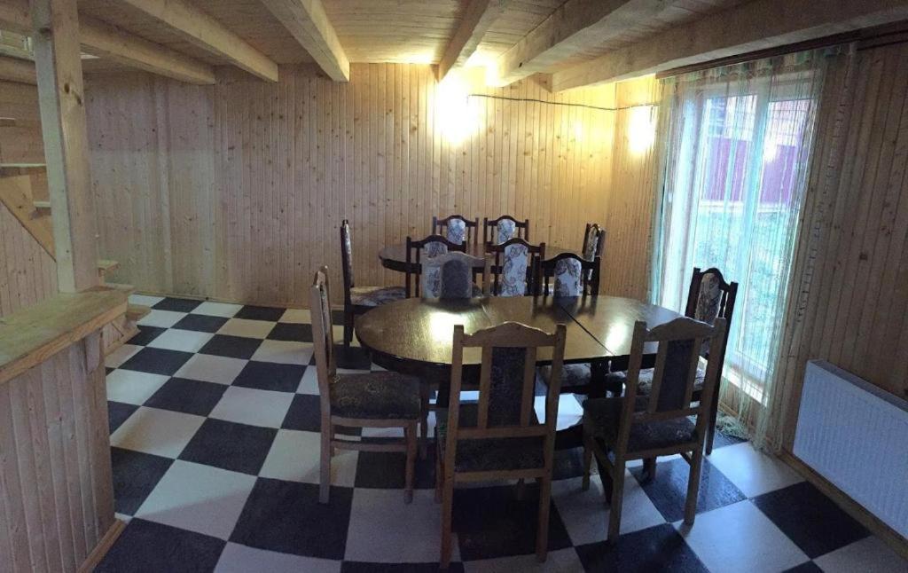 Котеджі Зоряне Небо Boekovel Buitenkant foto