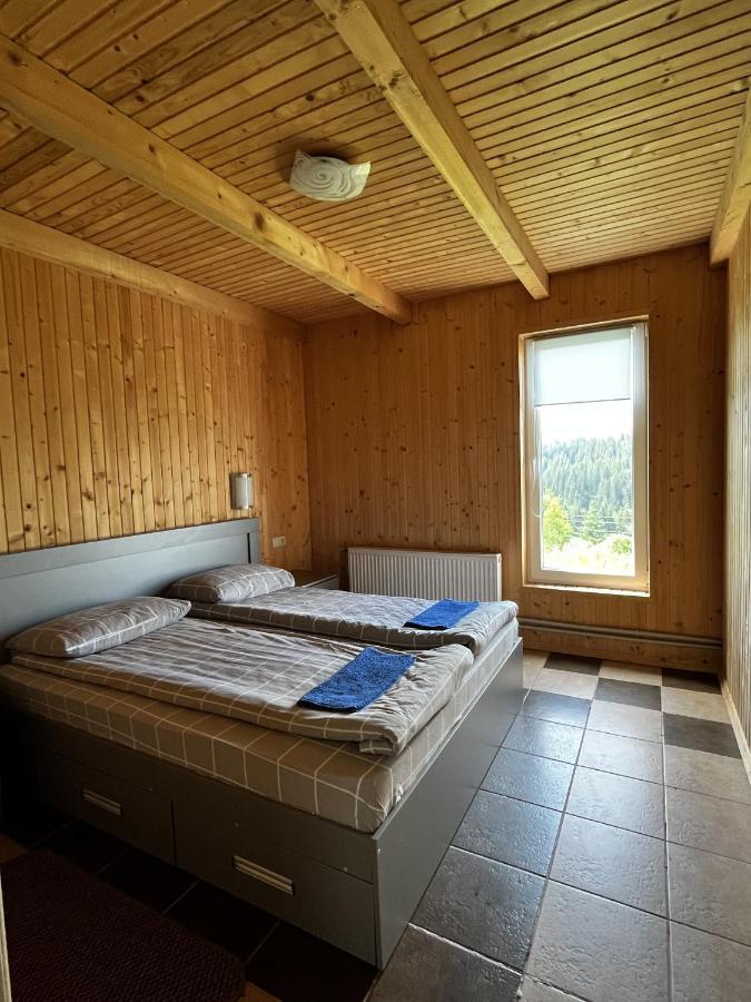 Котеджі Зоряне Небо Boekovel Buitenkant foto