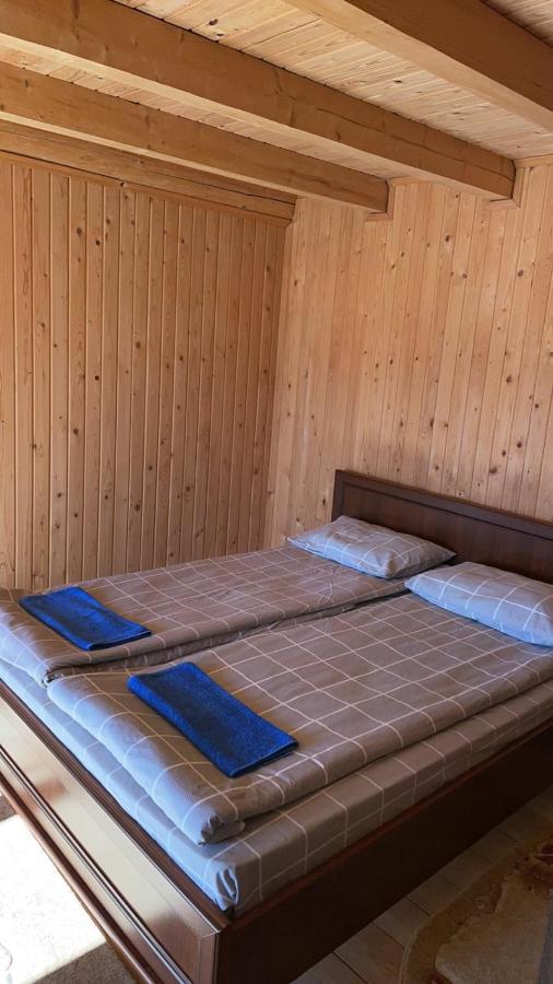 Котеджі Зоряне Небо Boekovel Buitenkant foto