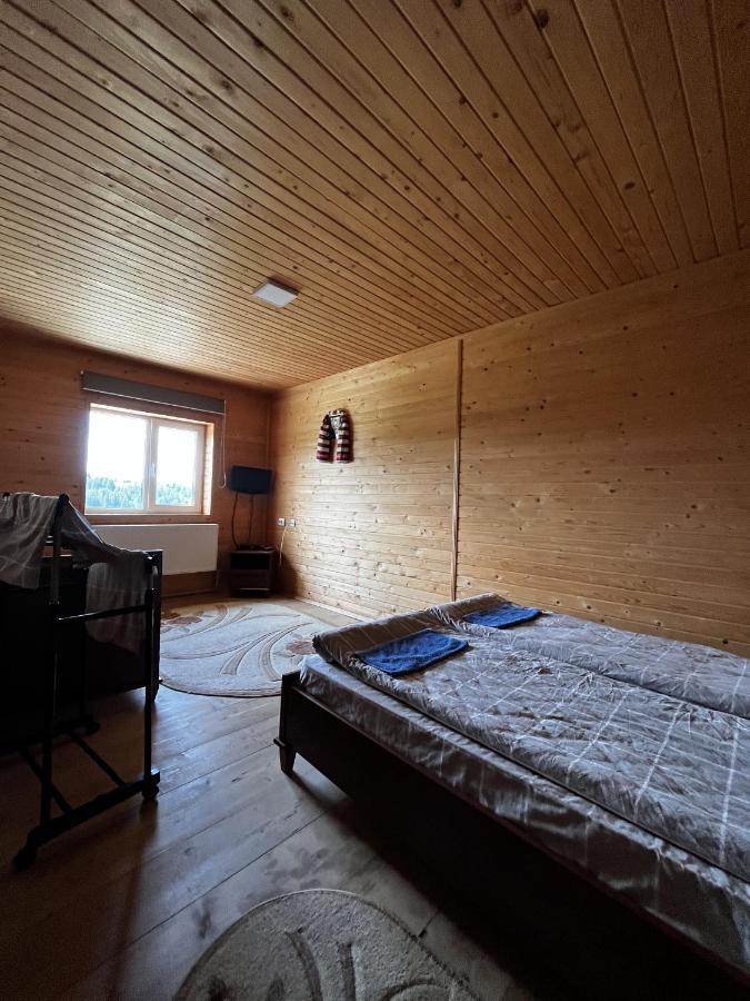 Котеджі Зоряне Небо Boekovel Buitenkant foto